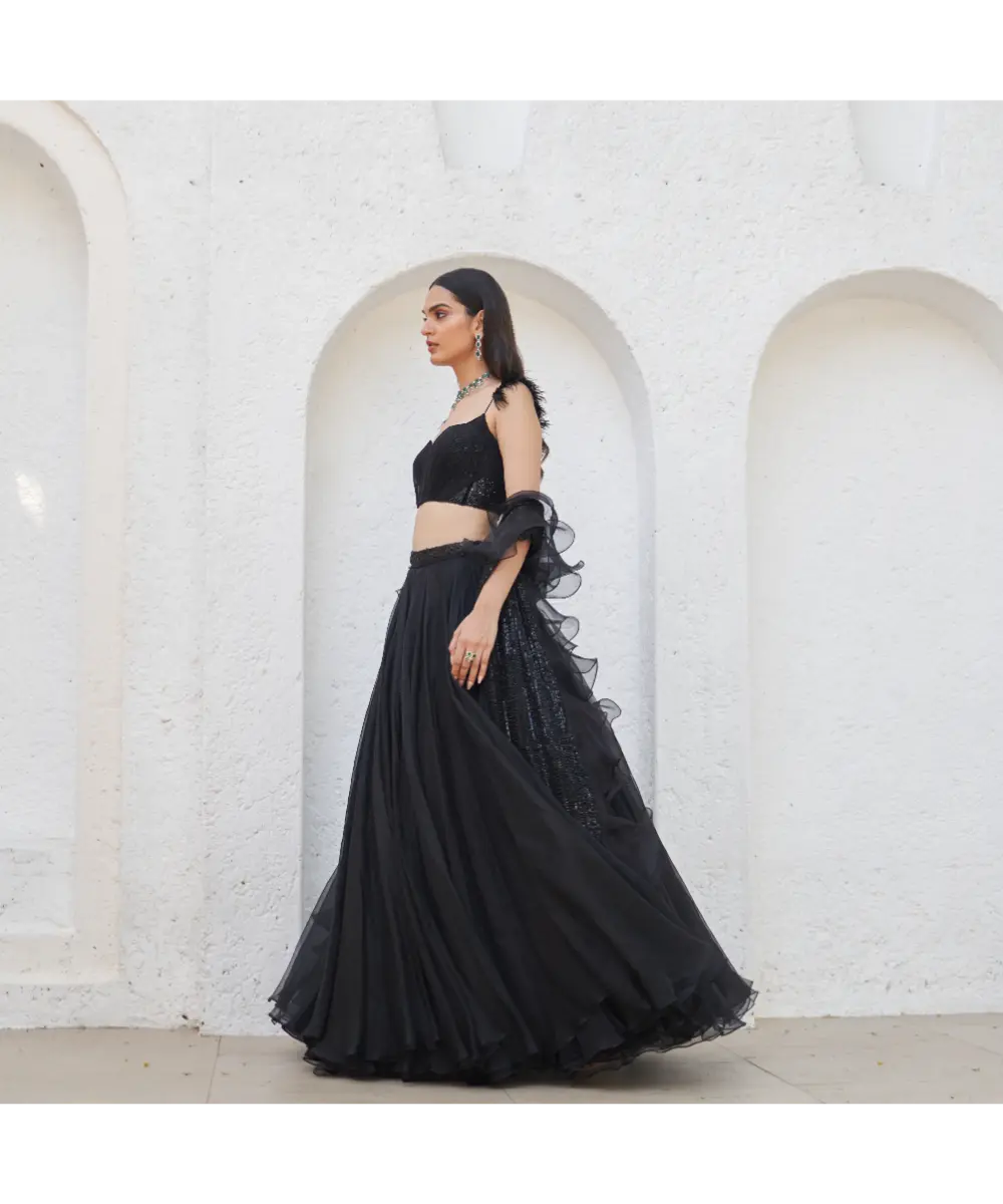 MAHIMA MAHAJAN- Aafreen